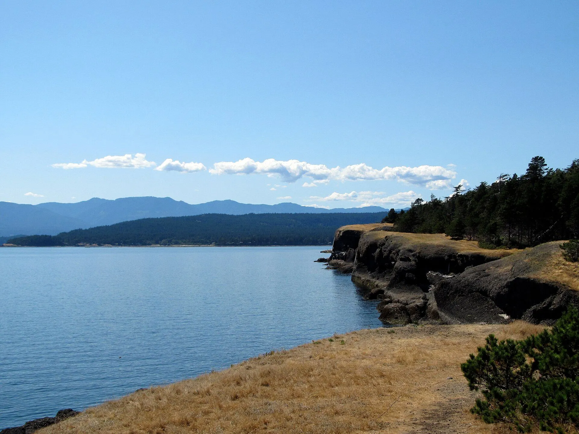 The Helliwell cliffs on Hornby Island